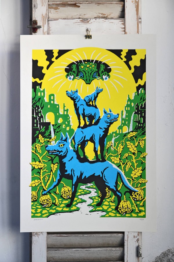 DOGS TREE