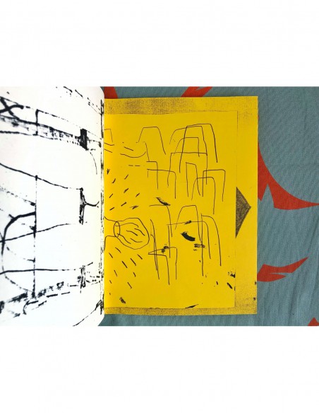 Grosse Pluie, by Marion Jdanoff and Damien Tran